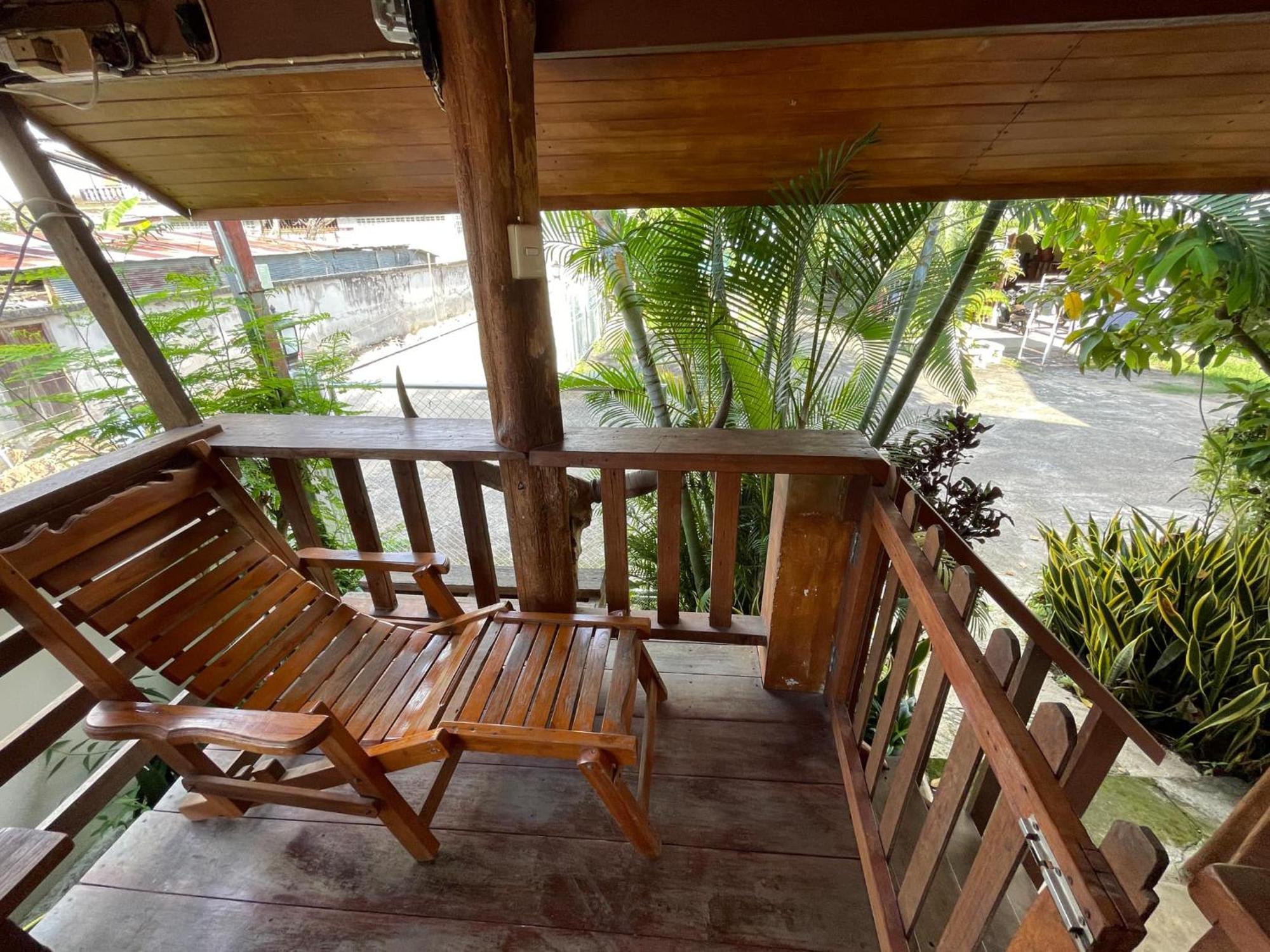 Lungsonhouse Pai Villa Room photo