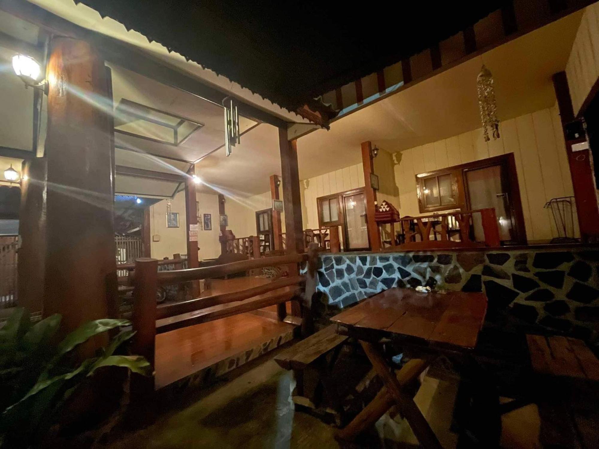 Lungsonhouse Pai Villa Exterior photo