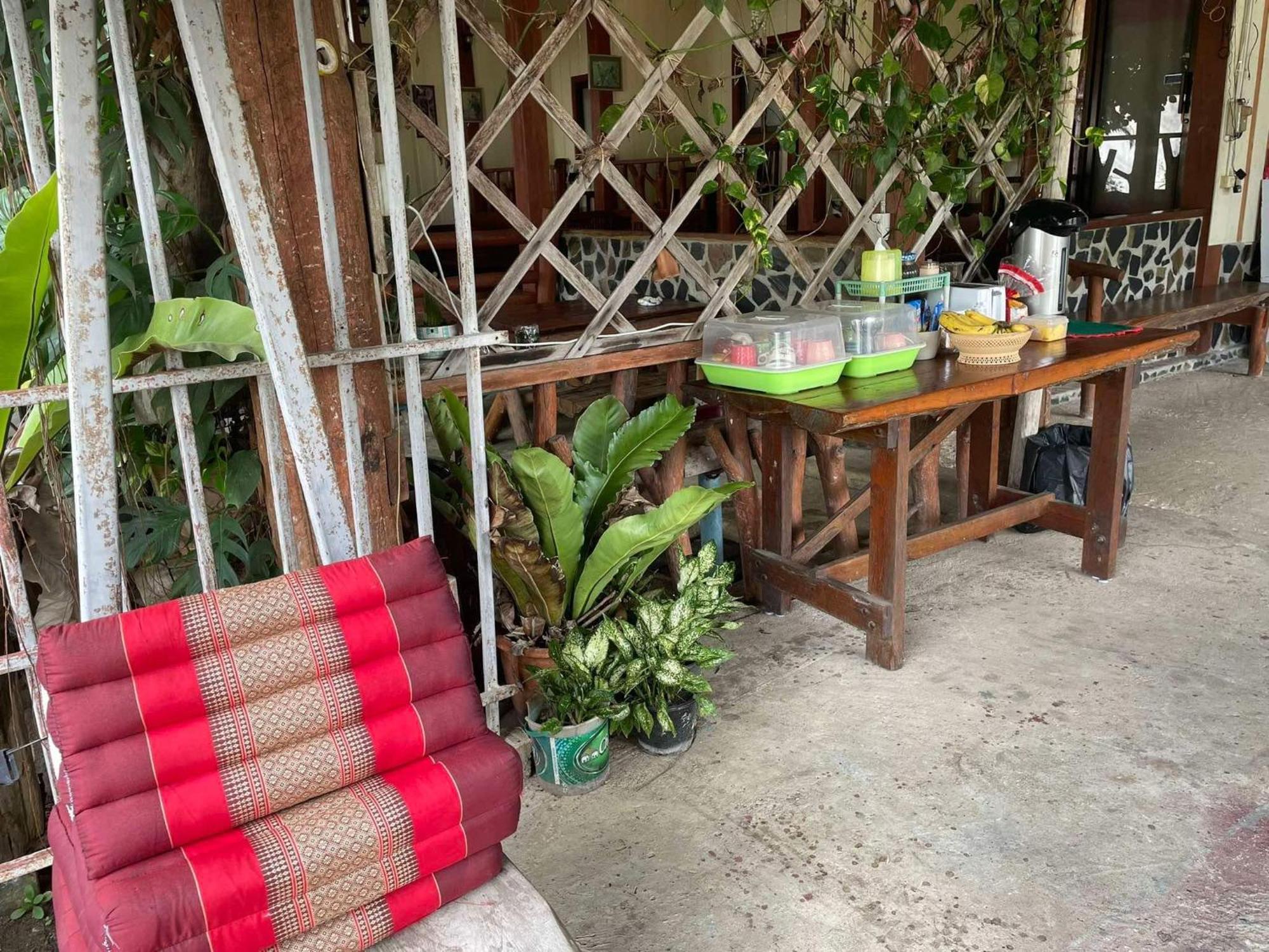 Lungsonhouse Pai Villa Exterior photo